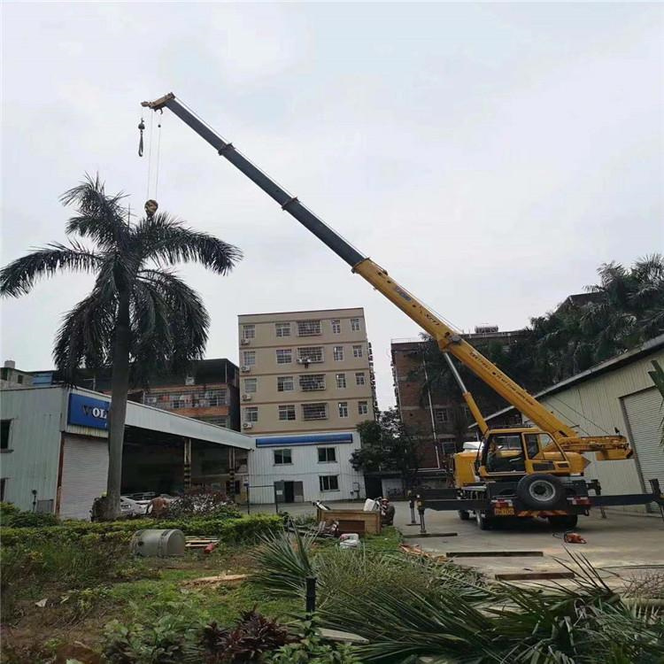 攸县12吨吊车出租一天的收费标准是什么