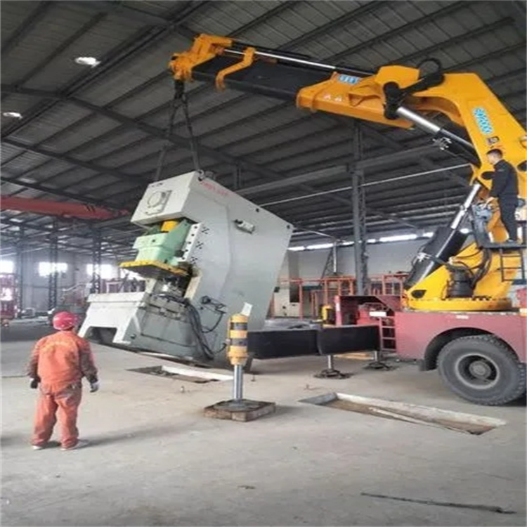 攸县80吨折臂吊车出租附近电话