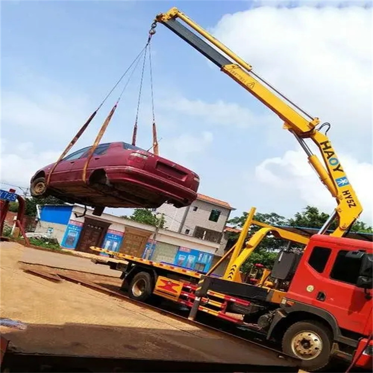 攸县吊车吊汽车的正确方法